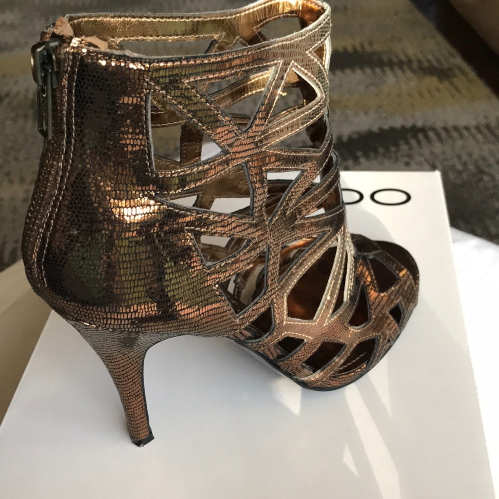 Women’s Hession Aldo heels. Size 9